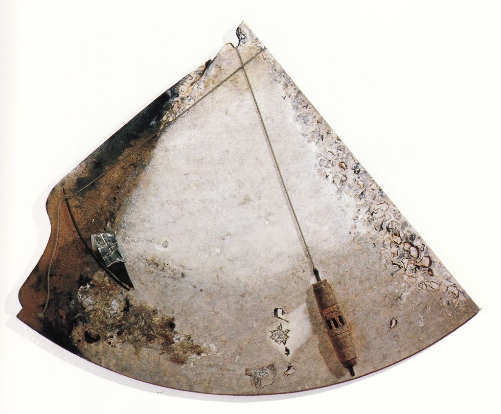 <i>Sestante</i>, 1992 Polimaterica su legno, cm 145 x 195