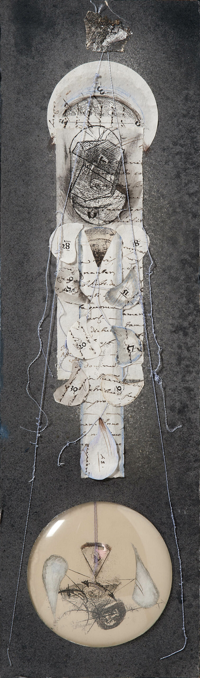 <i>Pendolo del tempo</i>, 1985<br />Polimaterica su legno, cm 69 x 21